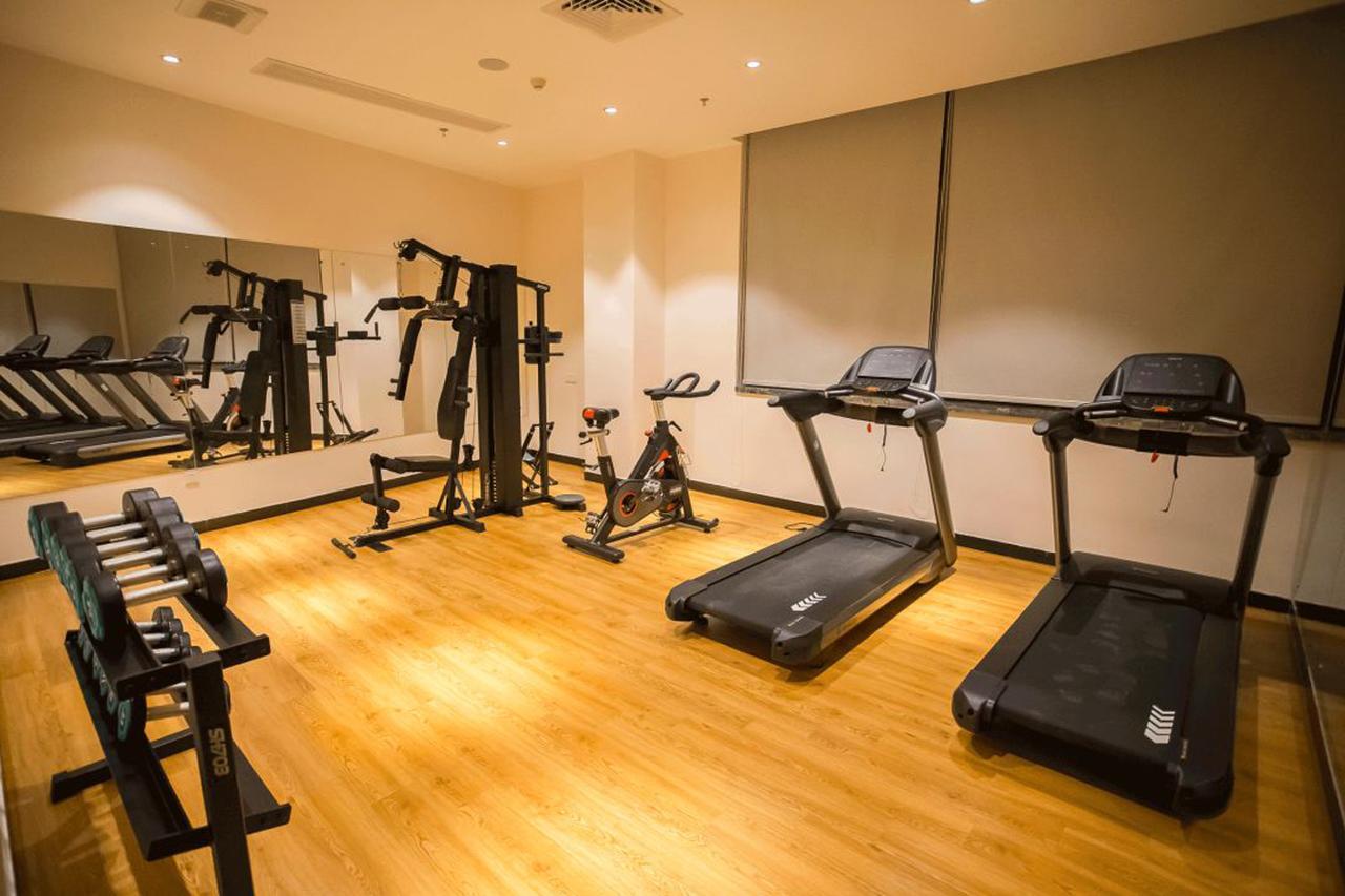 Brandi Hotel Фошань Экстерьер фото